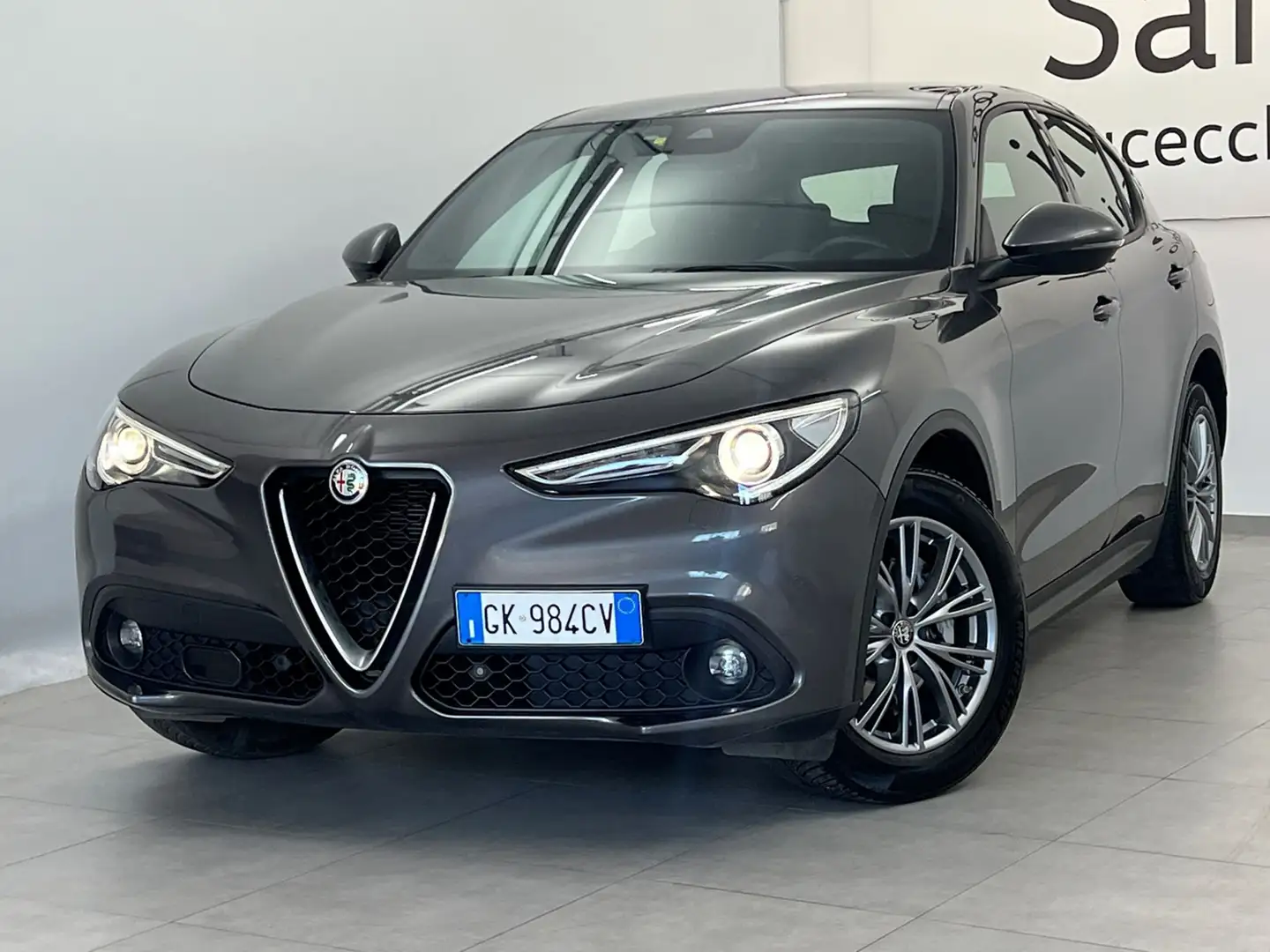 Alfa Romeo Stelvio Stelvio 2.2 t Super Business rwd 160cv auto Grigio - 2