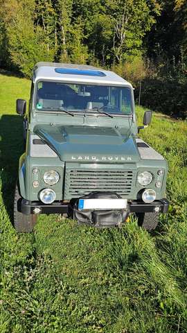 Land Rover Defender Defender Station Wagon Diesel  5-Türer 110