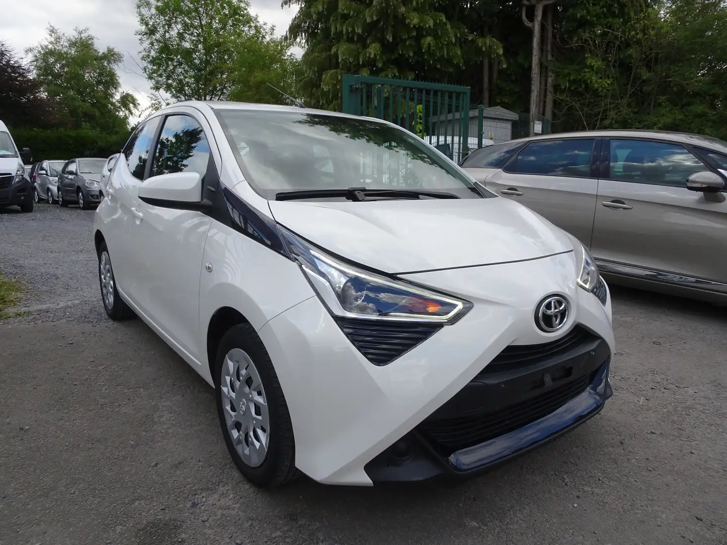 Toyota Aygo Aygo 1.0i VVT-i X-play II GPF Blanc - 2