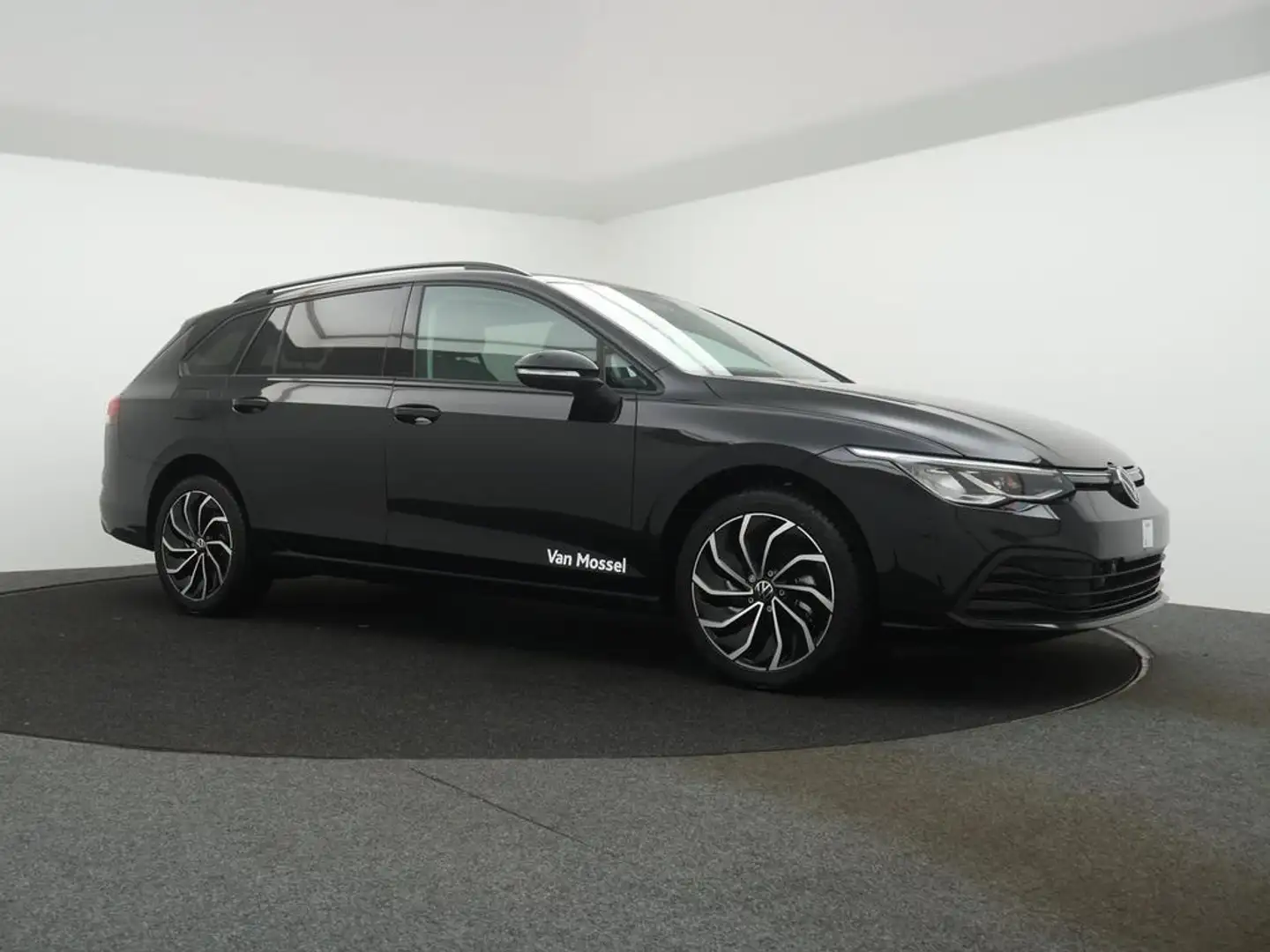 Volkswagen Golf Variant Golf Variant Life Business 1.0TSI 110PK *AUTOMAAT* Fekete - 2