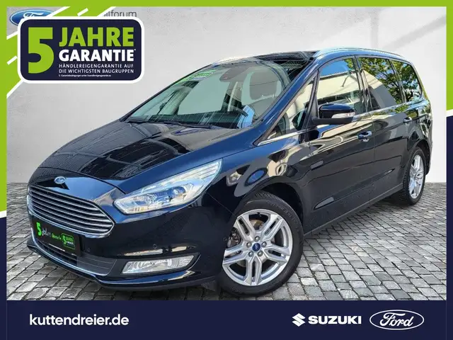 Ford Galaxy Titanium 7-Sitze Glasdach Voll-LED Navi