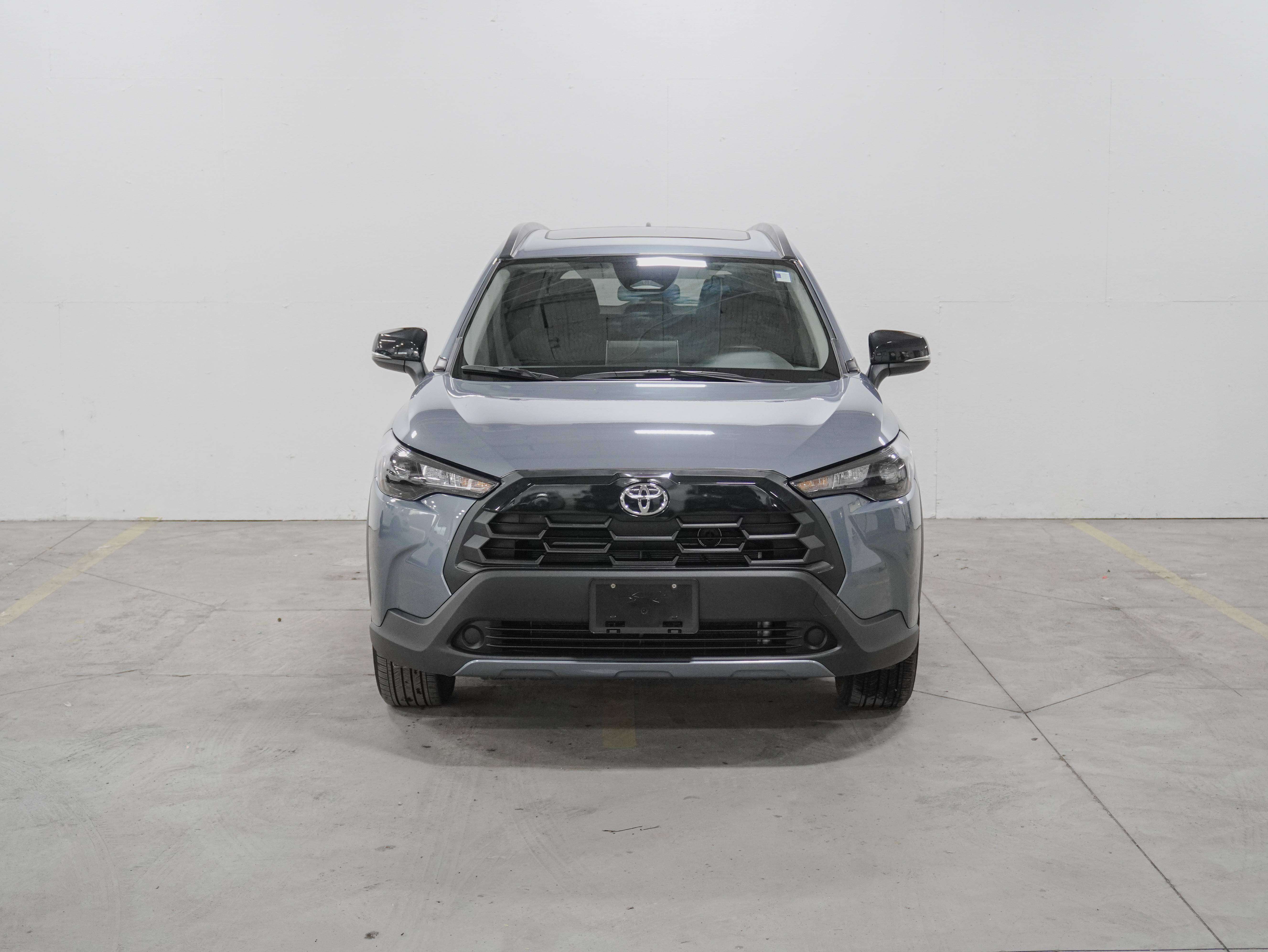 2026 Toyota Corolla Cross Blind spot | backup camera | heated mirrors — photo 1