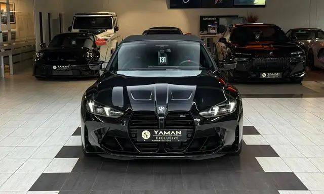 BMW M4 view 9