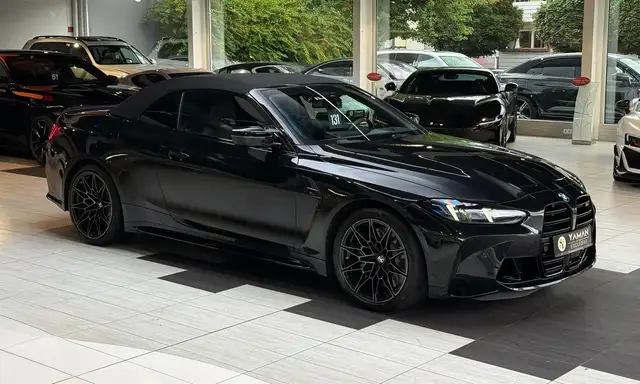 BMW M4 view 10