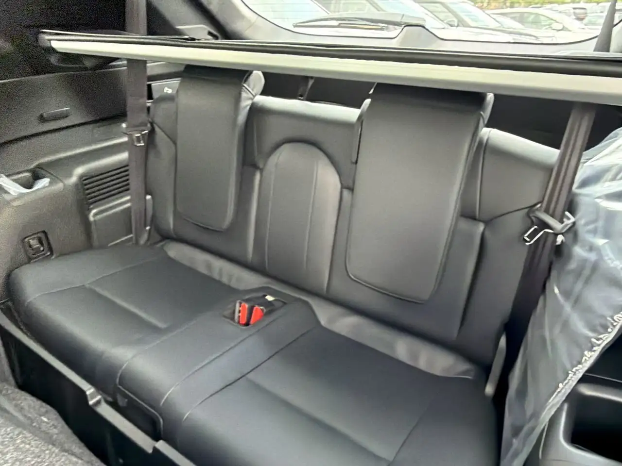 Mitsubishi Outlander photo Mitsubishi Outlander