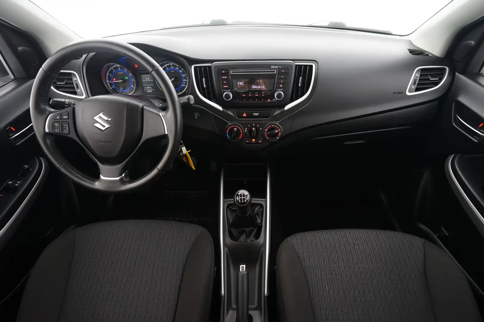 Suzuki Baleno 1.2 Exclusive Wit - 2