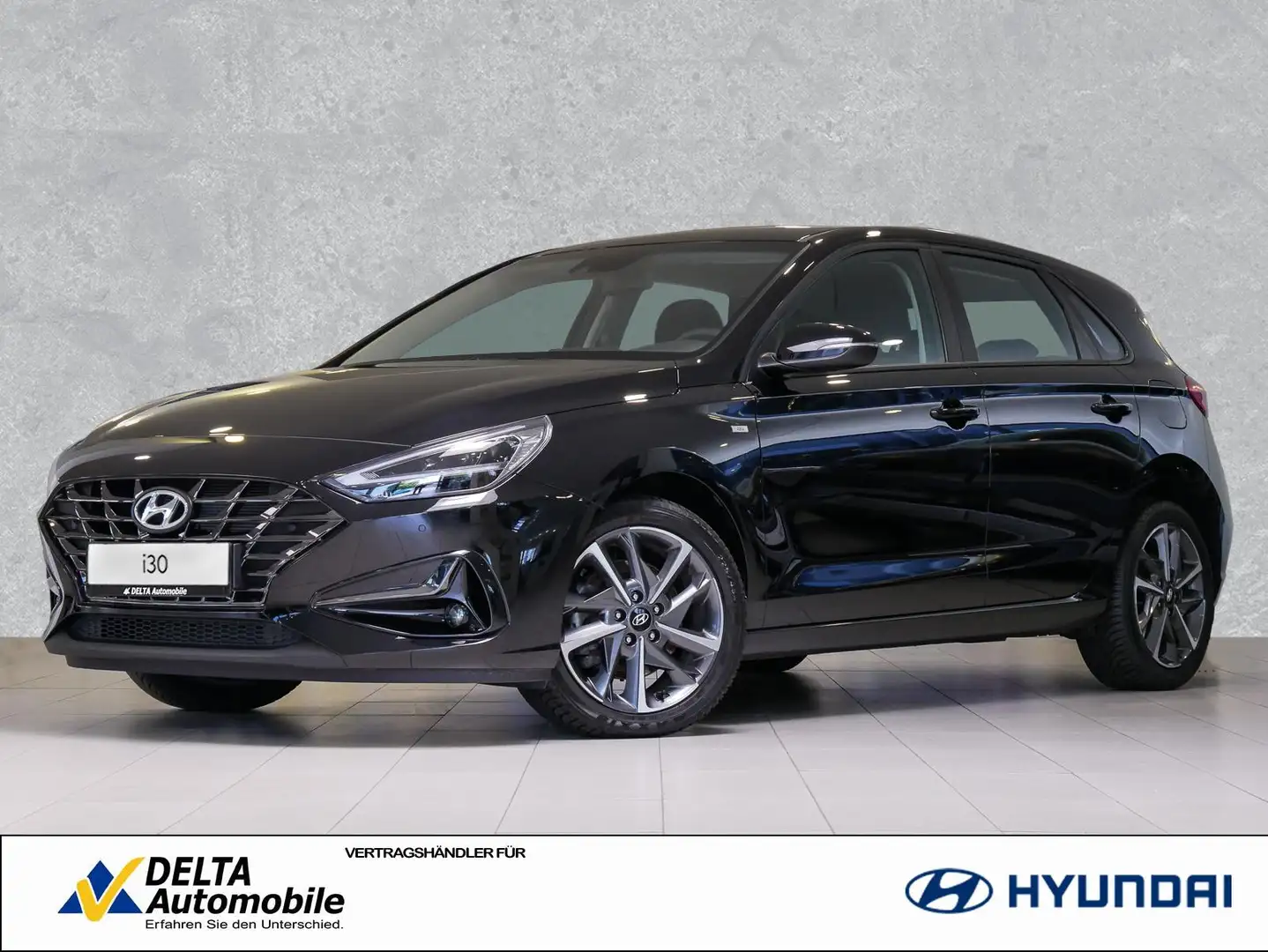 Hyundai i30 1.5 DCT Trend Navi Assist Komfort Voll-LED Czarny - 1