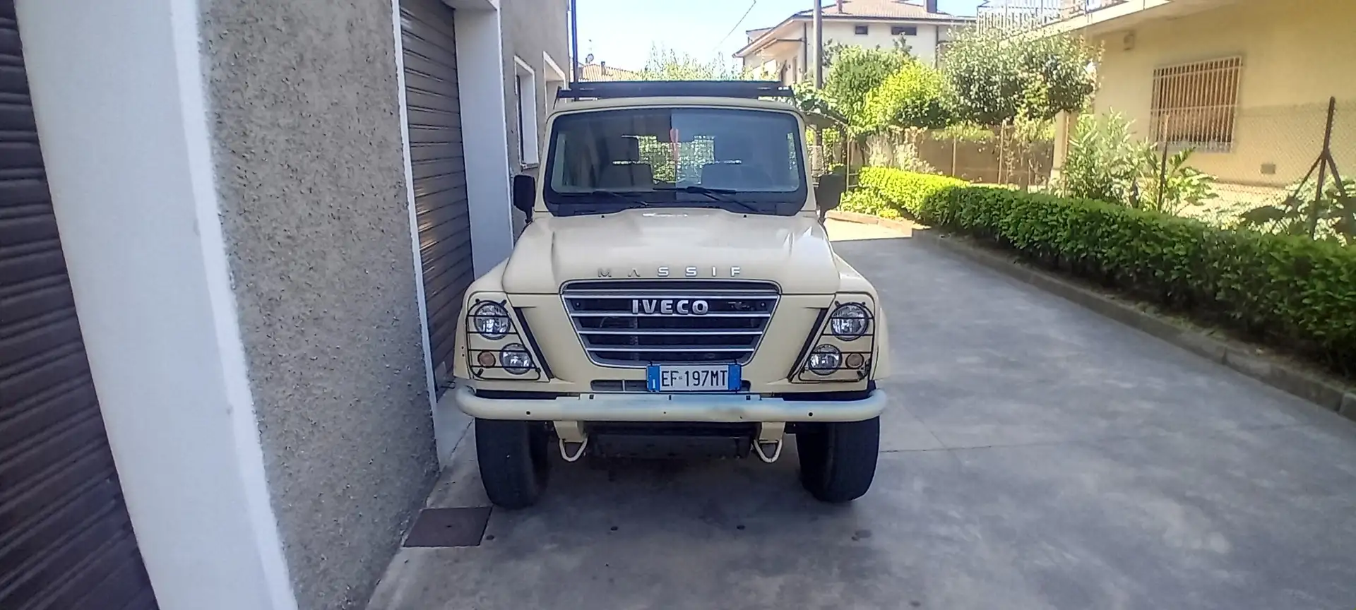 Iveco Massif Massif 3.0 Pick Up 146cv Beige - 1