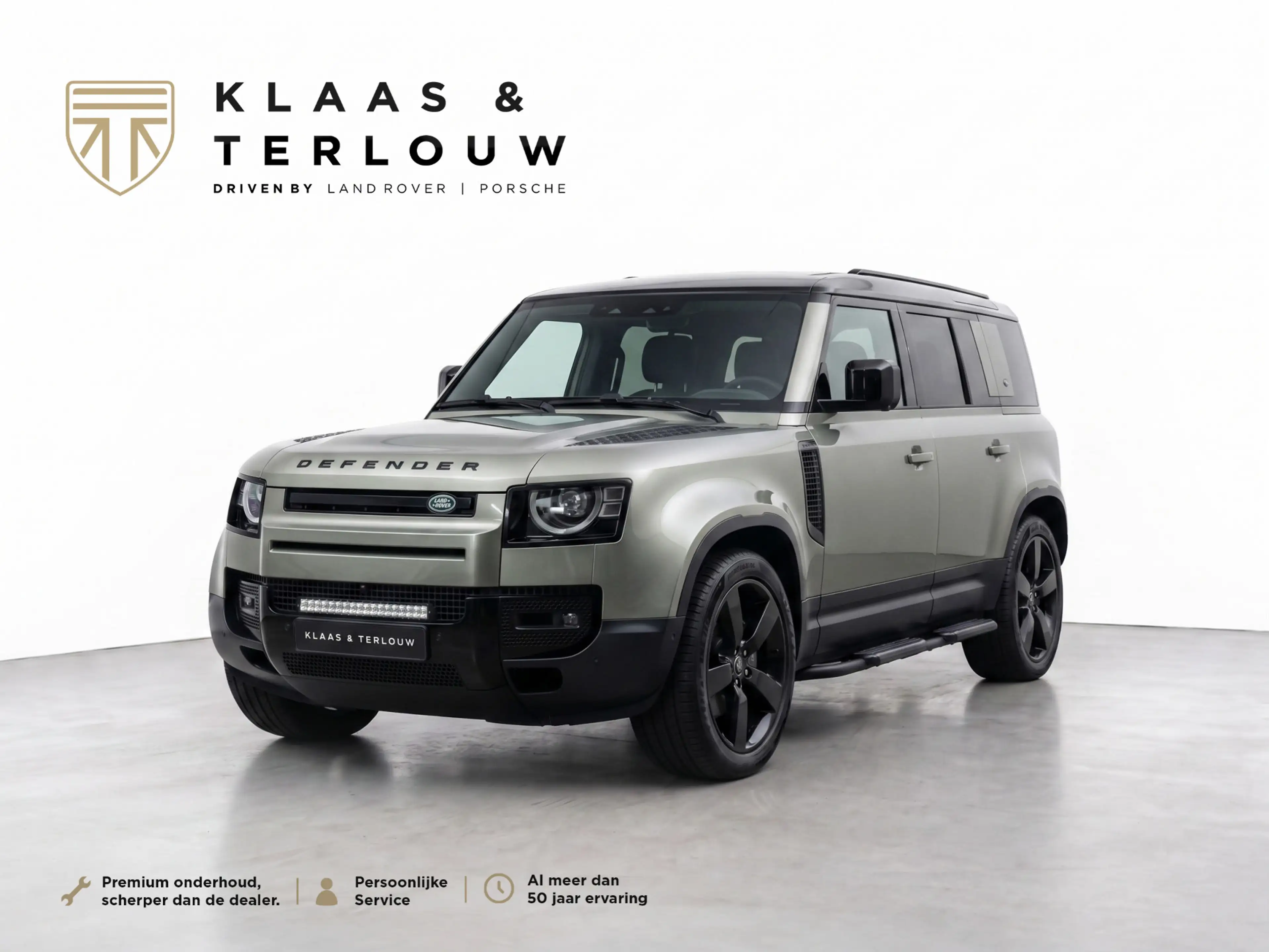 Land Rover Defender 110 2.0 P400e 110 SE / 22 Inch Black / Black Pack