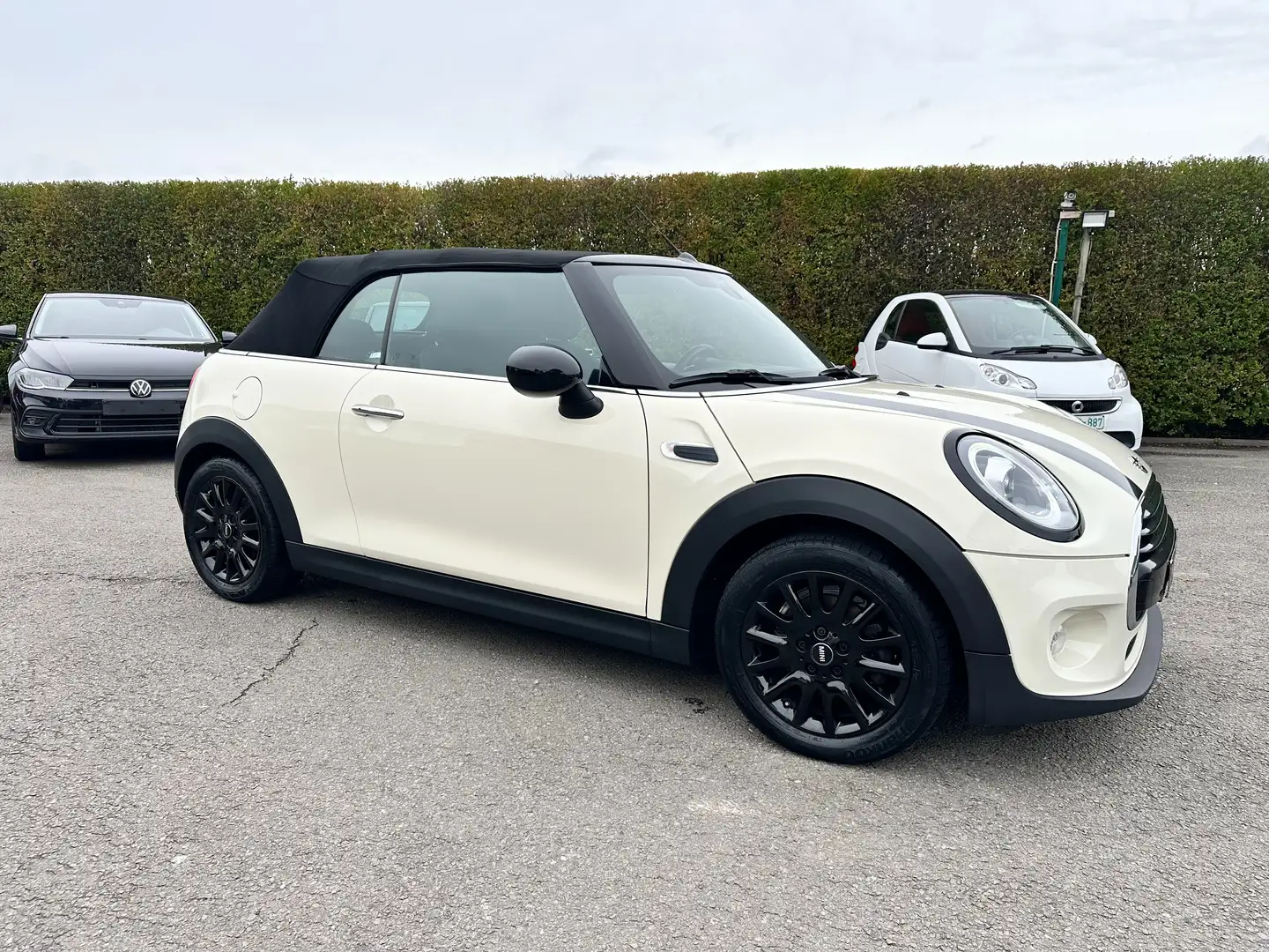 MINI Cooper Cabrio 1.5i Cooper Navi. Airco. Full Led Blanc - 1