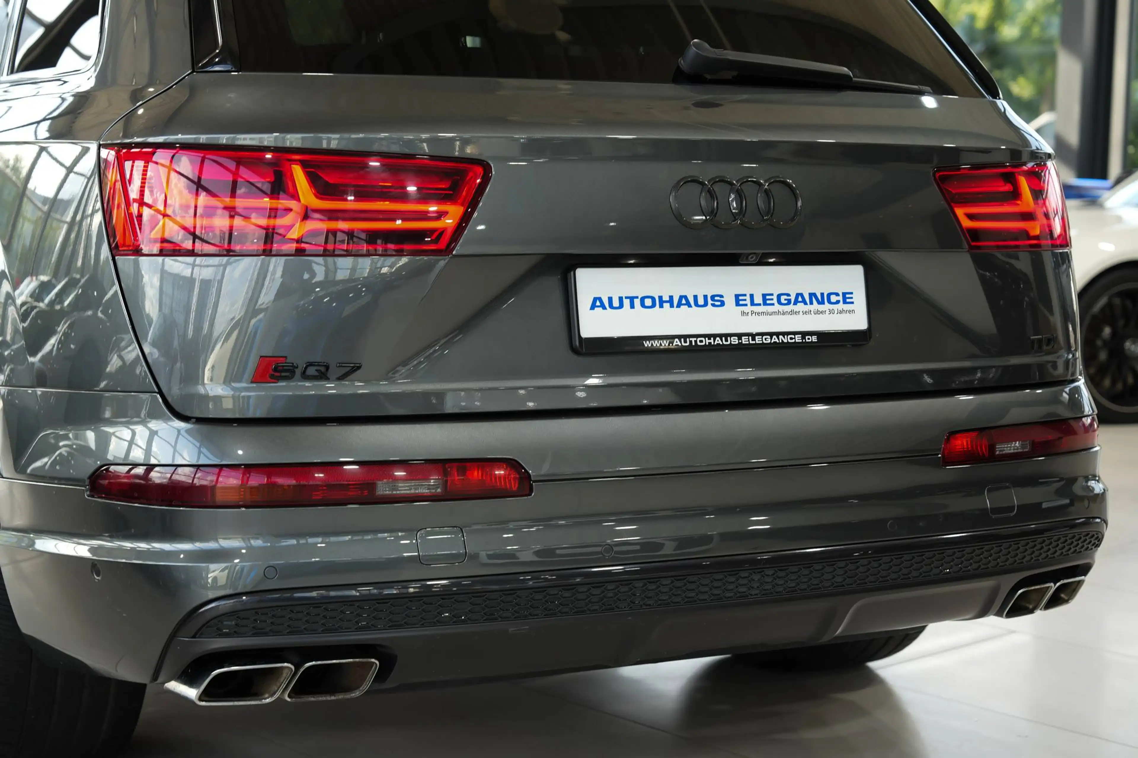 Audi SQ7 4.0 TDI quattro*SPORTSITZE+*BOSE*PANO*MATRIX — photo 8