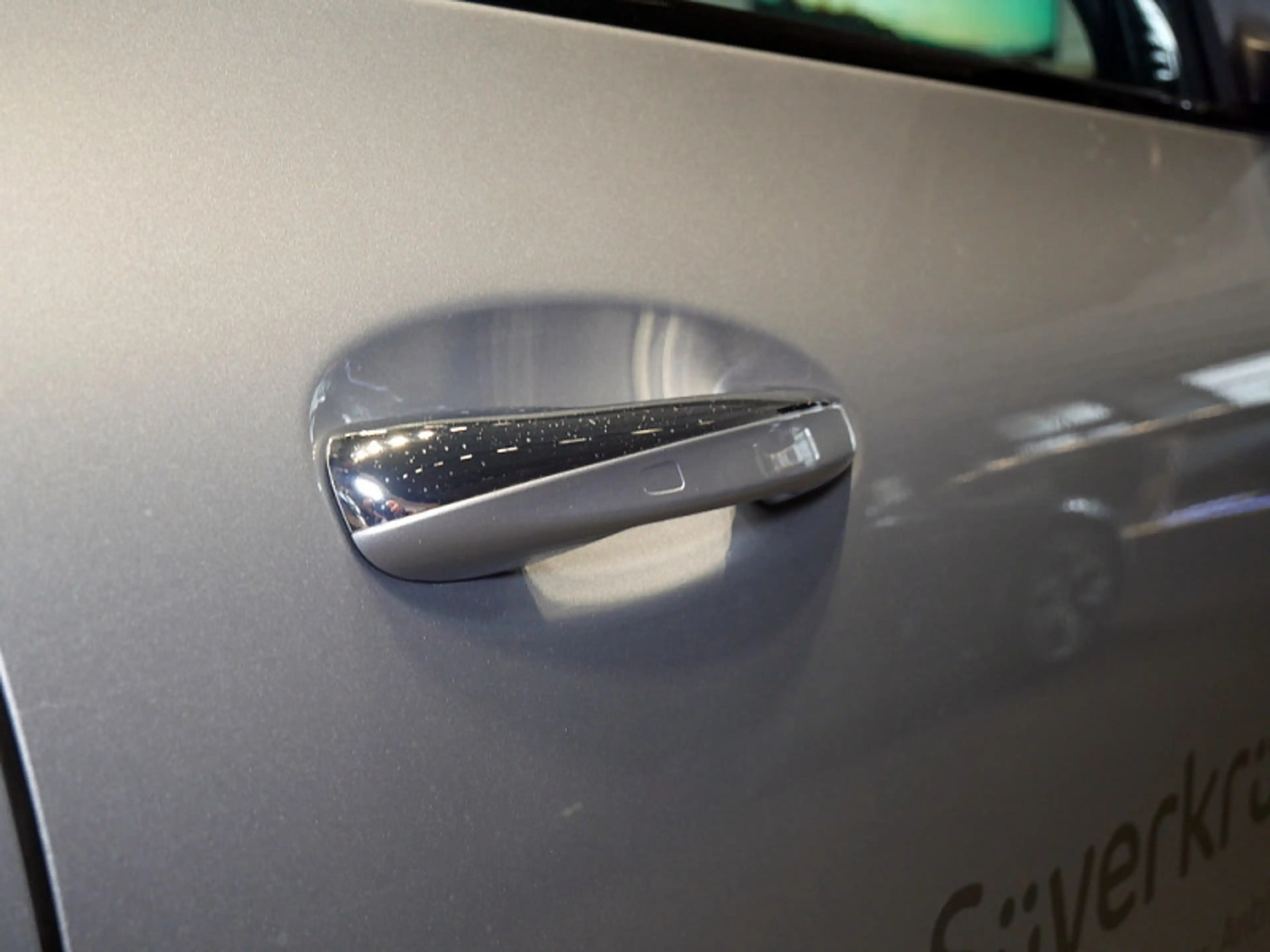 Mercedes-Benz GLA 220 d 4MATIC AMG NIGHT 360 AHK KAMERA PANO — photo 9