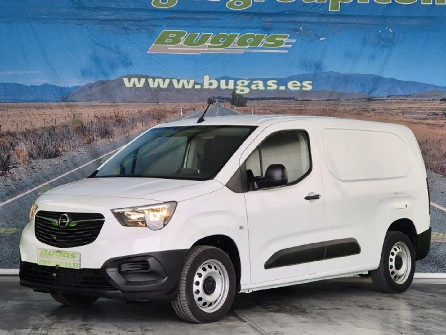 Opel Combo 1.5 TD 100 CV L2 3 PLAZAS PACK CLIMA PUERTA Blanco - 1