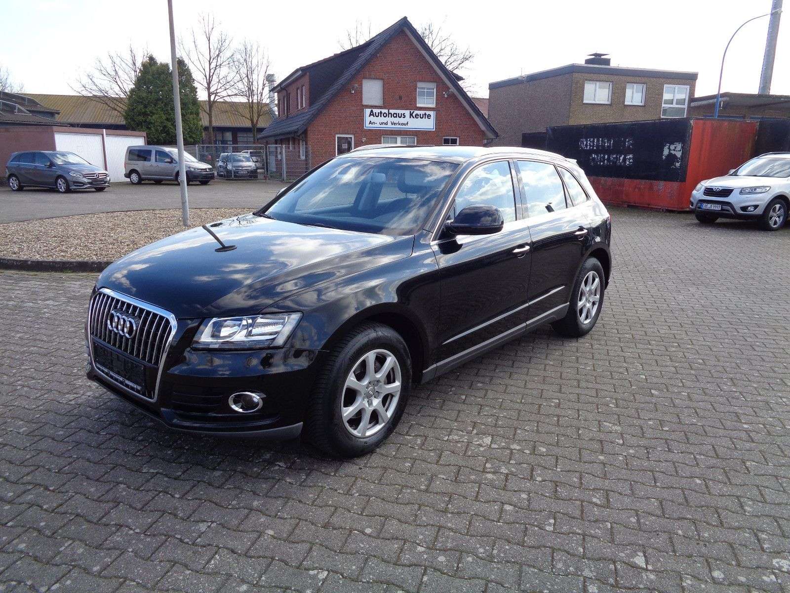 Second hand Audi Q5 2.0