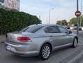 Volkswagen Passat 2.0TDI Advance 110kW Gris - thumbnail 4