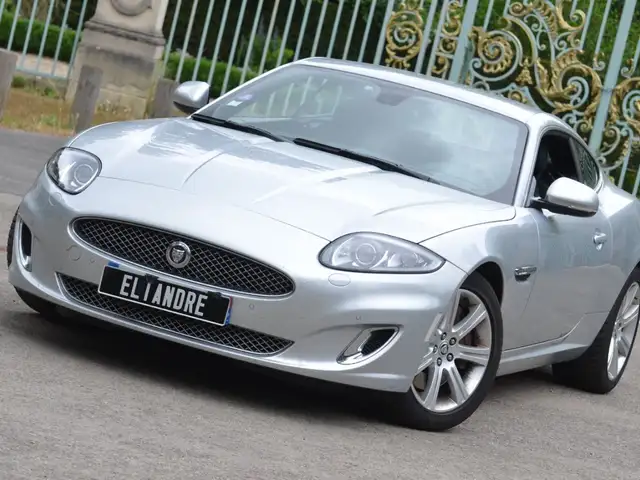 Jaguar XK 5.0 V8 385 CH
