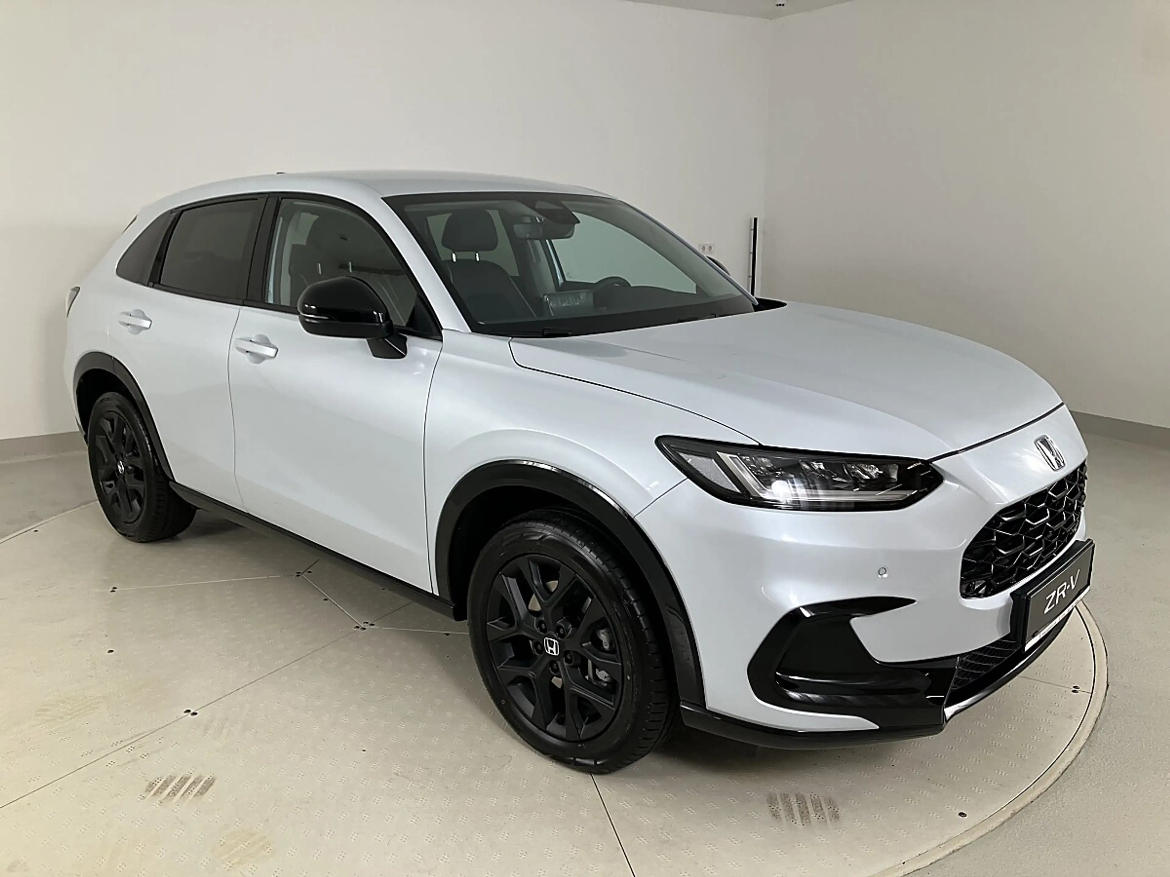 Honda ZR-V 2,0 i-MMD Hybrid Sport Aut. — photo 3