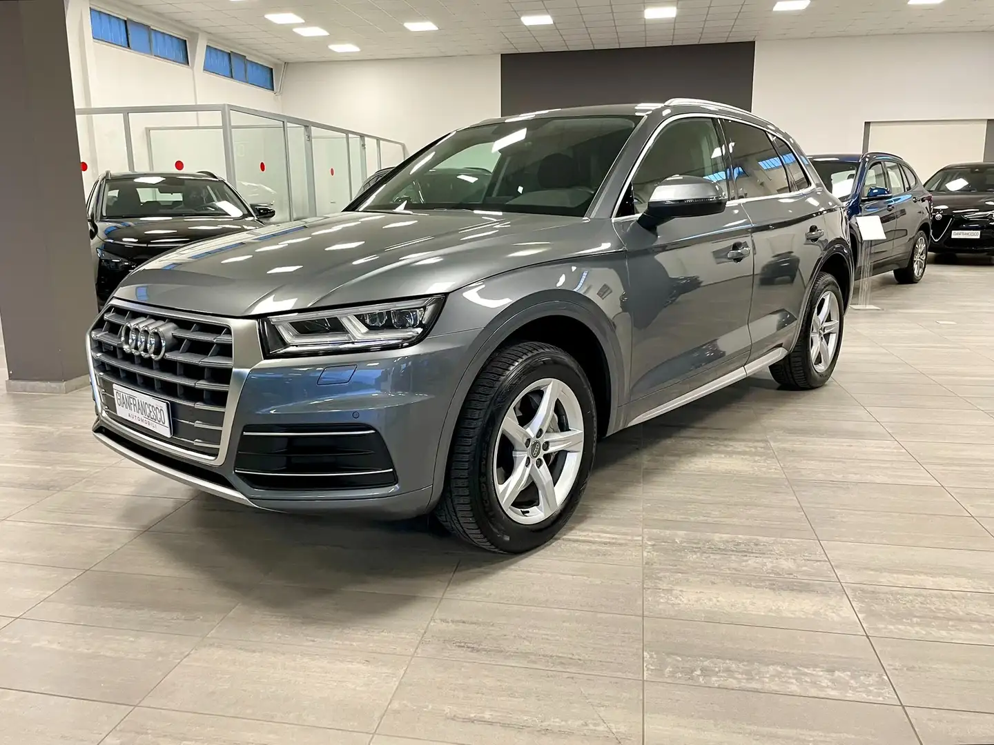 Audi Q5 40 2.0 TDI 190cv Sport quattro S-Tronic Gris - 2