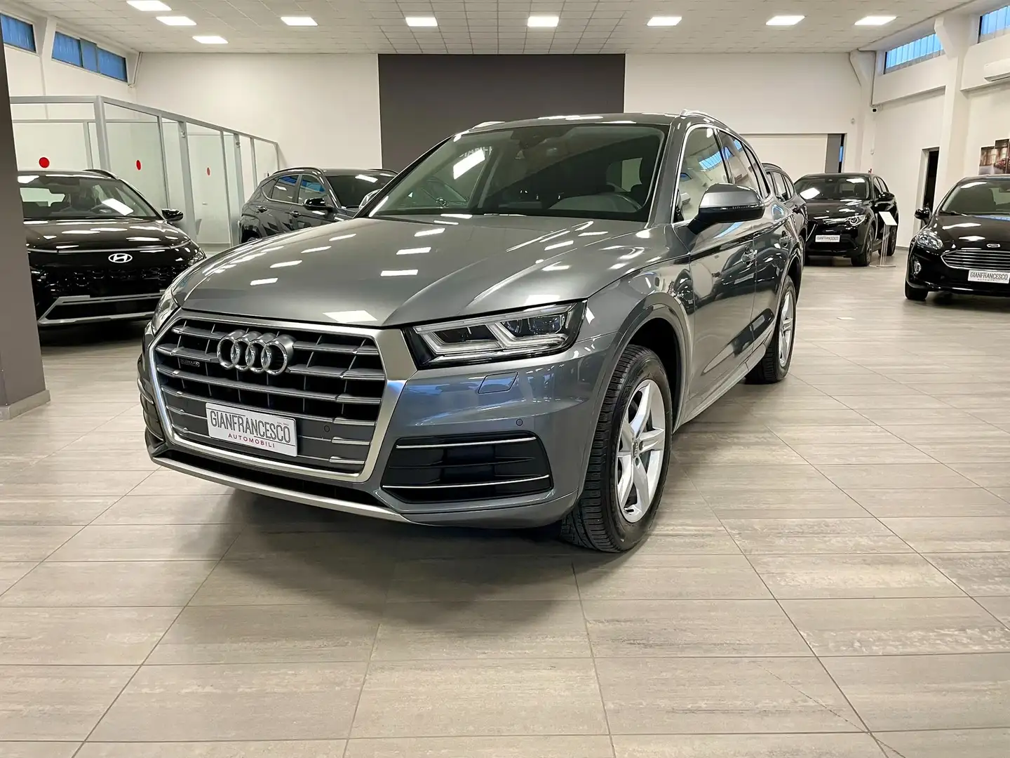 Audi Q5 40 2.0 TDI 190cv Sport quattro S-Tronic Gris - 1