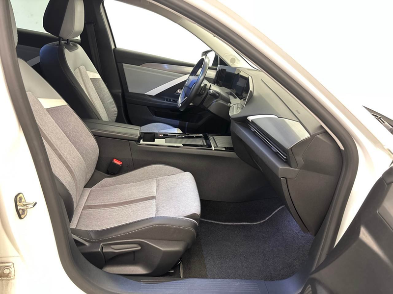 Opel Astra L 1.5 D Business Elegance — photo 9