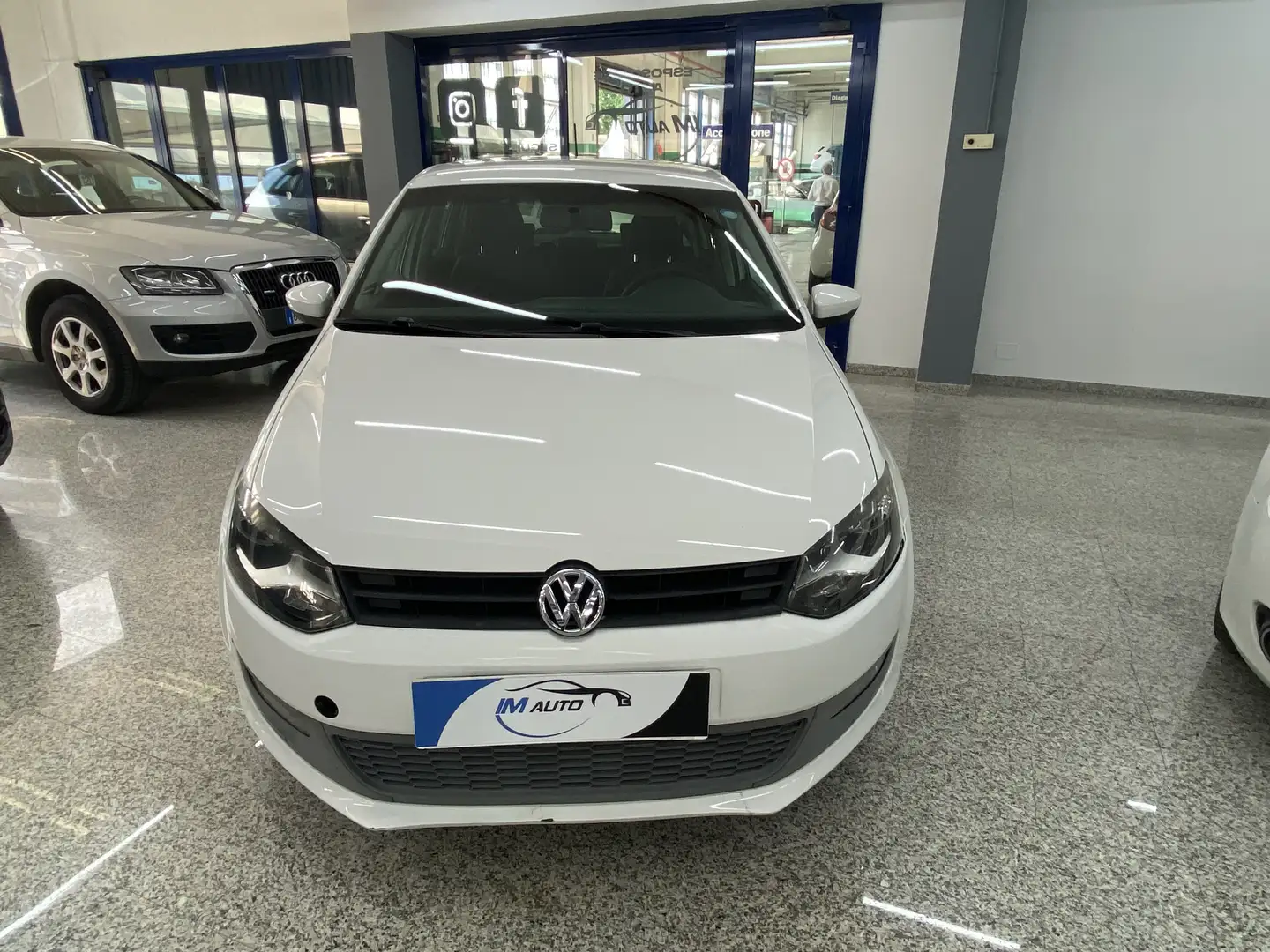 Volkswagen Polo 5p 1.4 Comfortline bi-fuel Blanco - 1