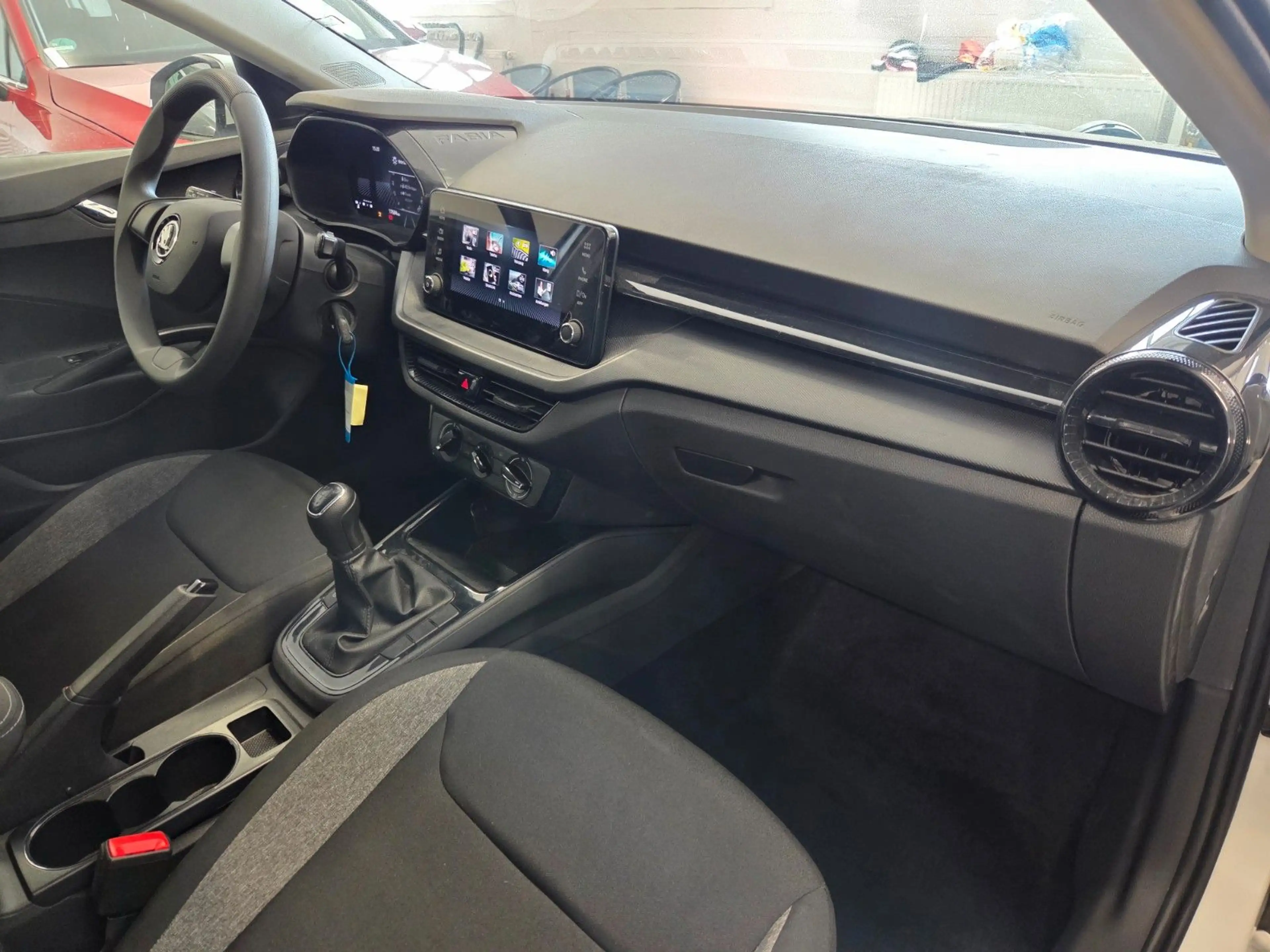 Skoda Fabia Essence — photo 13