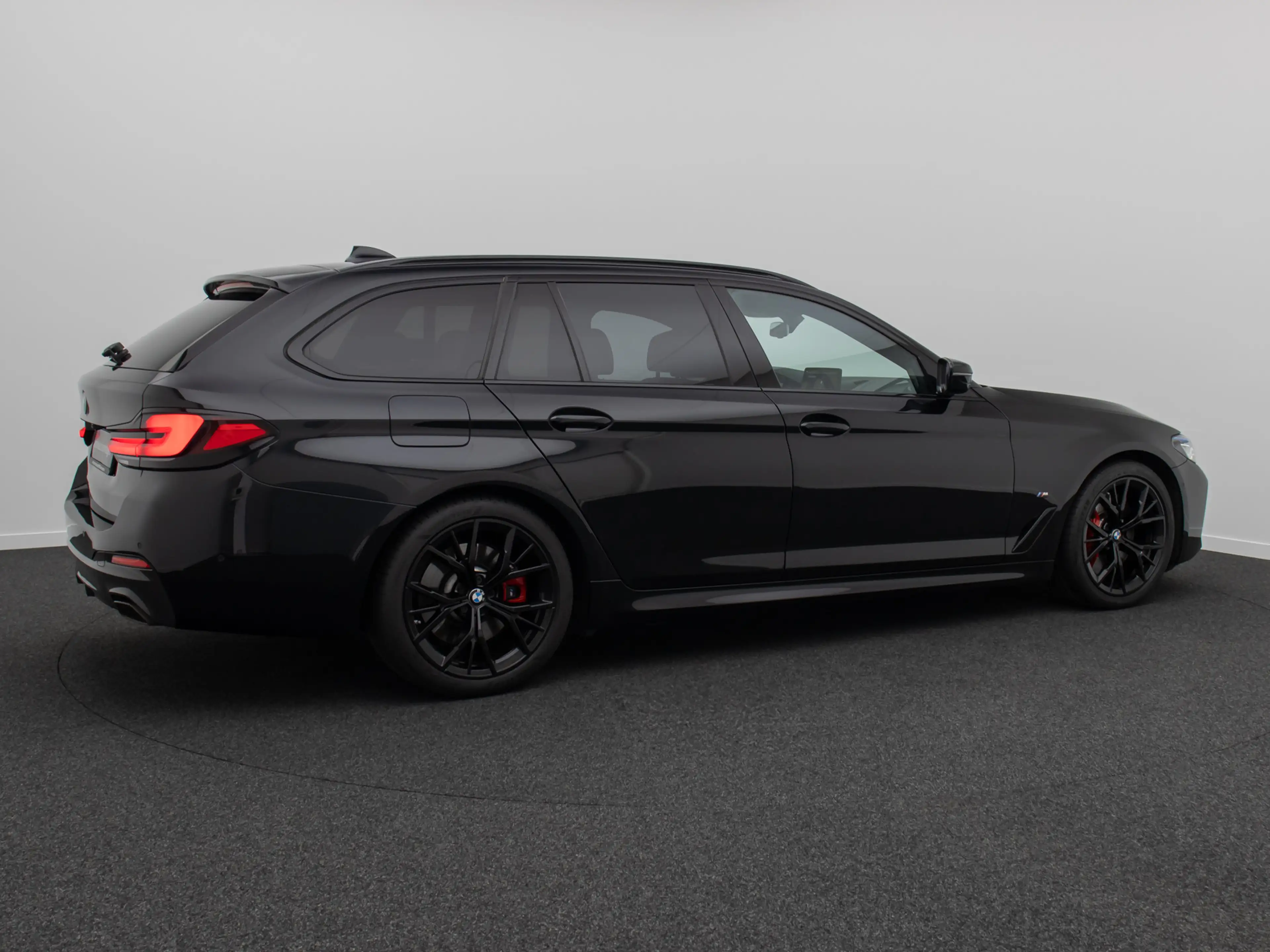 BMW 540 M Sport Individual HUD DAB H K Laser — photo 6