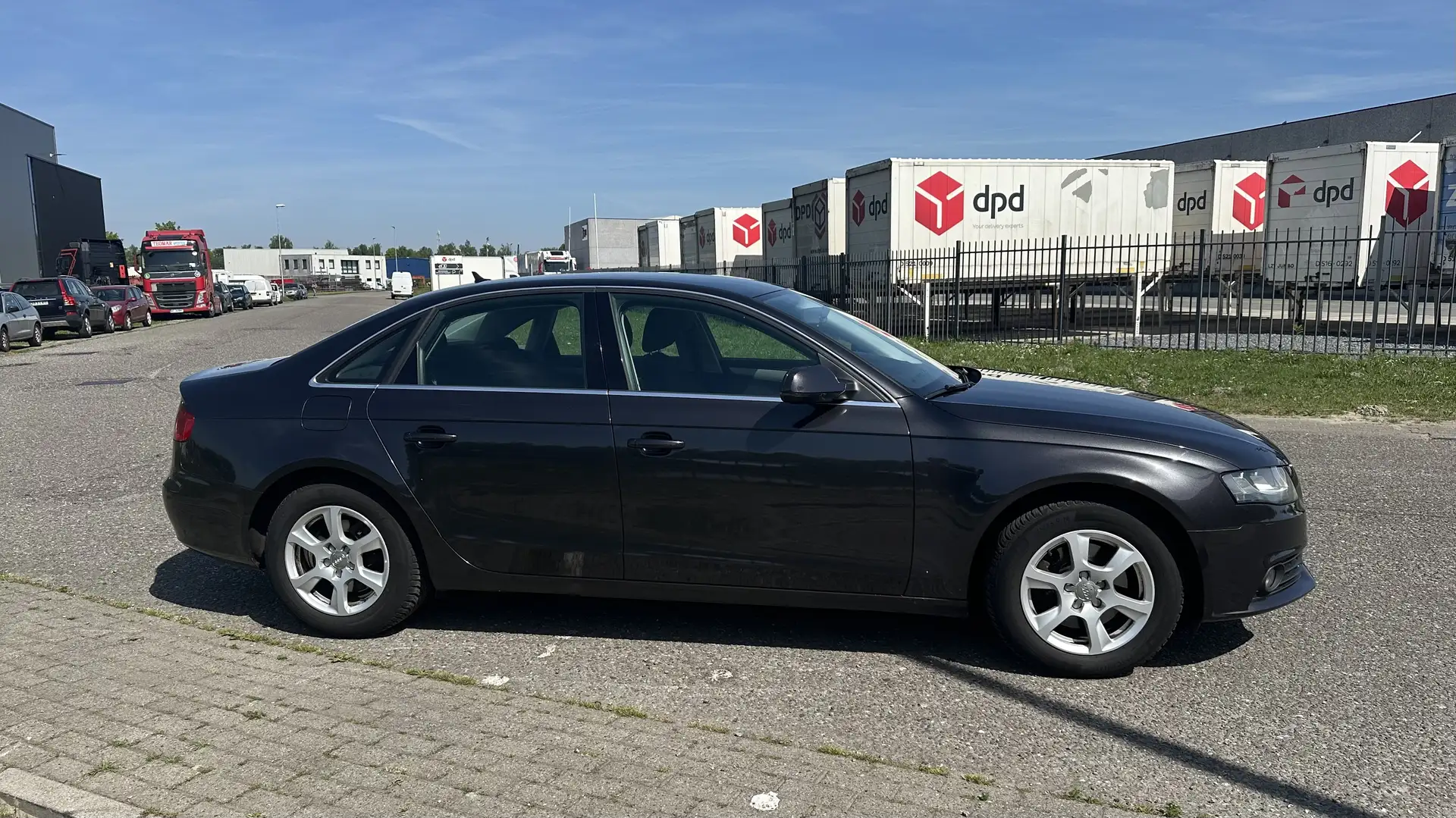 Audi A4 1.8 TFSI Pro Line Business (motor 75dkm) Grijs - 2