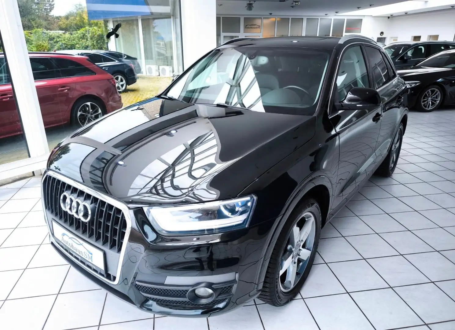 Audi Q3 2.0 TFSI*Quattro*Panorama*Keyless* Schwarz - 2