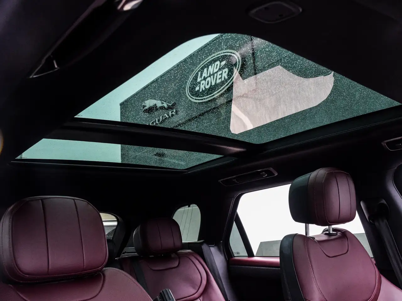 Land Rover Range Rover Sport снимка Land Rover Range Rover Sport