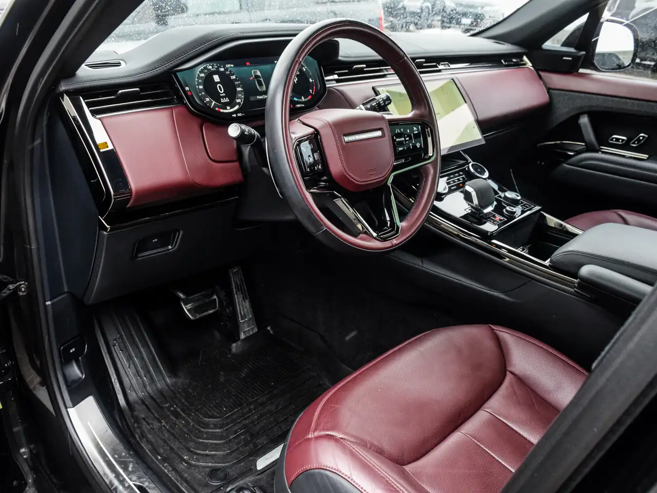 Land Rover Range Rover Sport снимка Land Rover Range Rover Sport