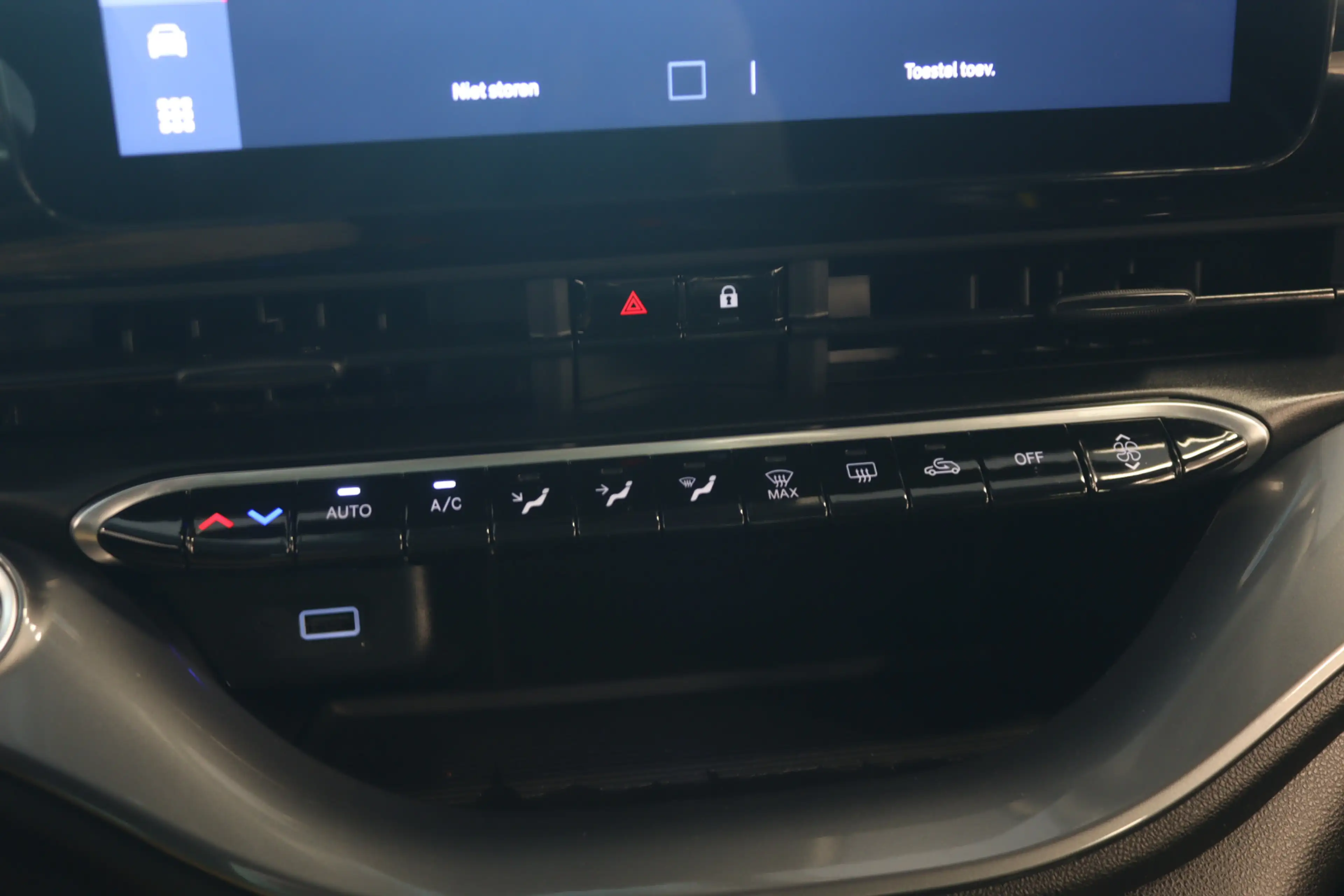 Fiat 500e 42 kWh Icon 119pk LED/CarPlay/Keyless/Ecc/Crc/Dab+ — photo 19