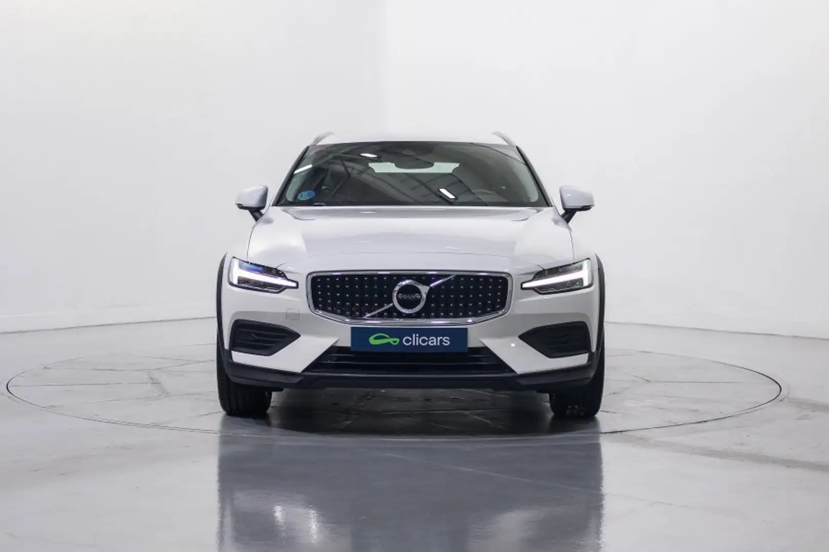 Volvo V60 Cross Country B4 Pro AWD Aut. Blanco - 2
