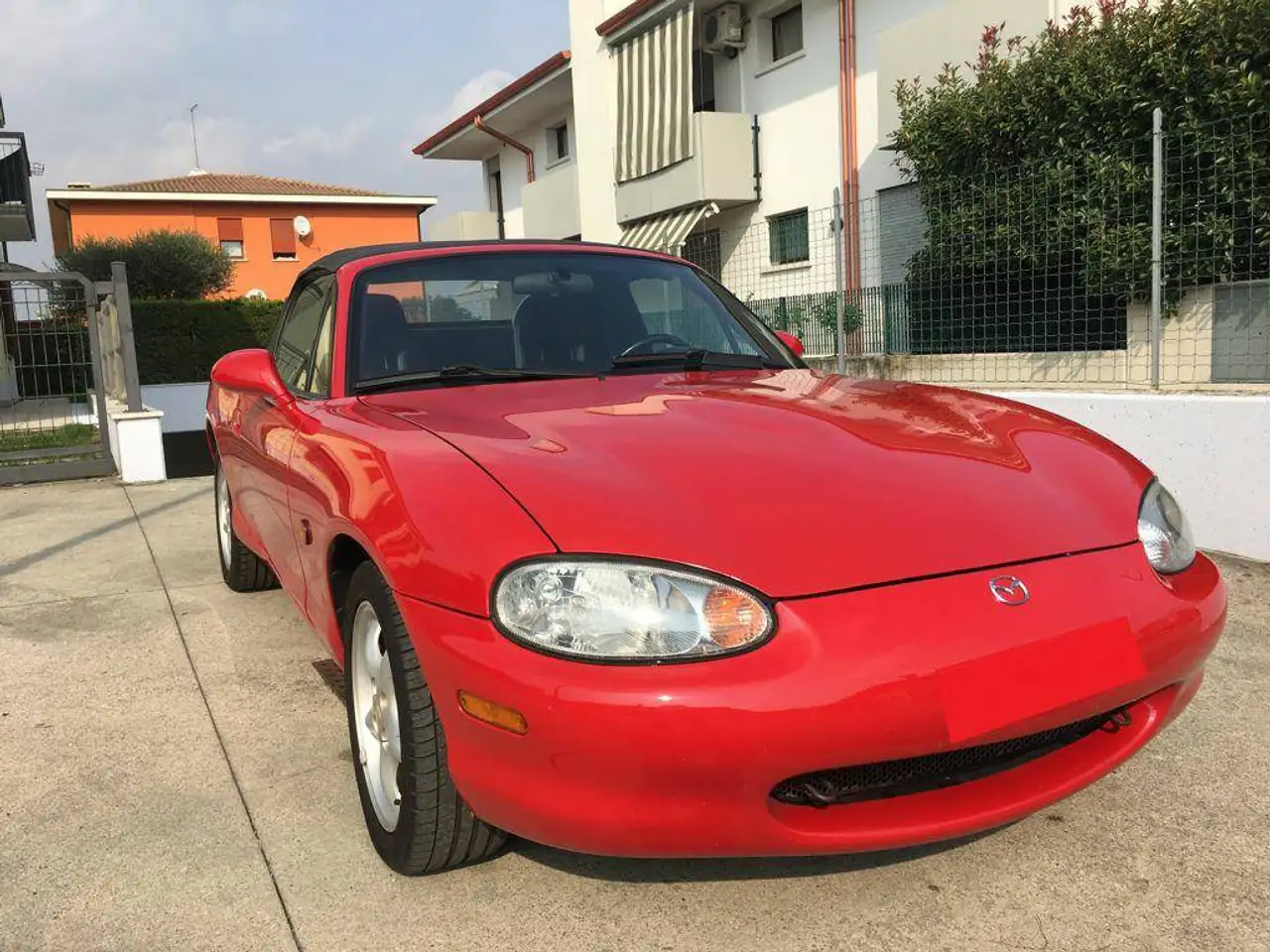 Mazda MX-5 1.6i 16v, foto 2