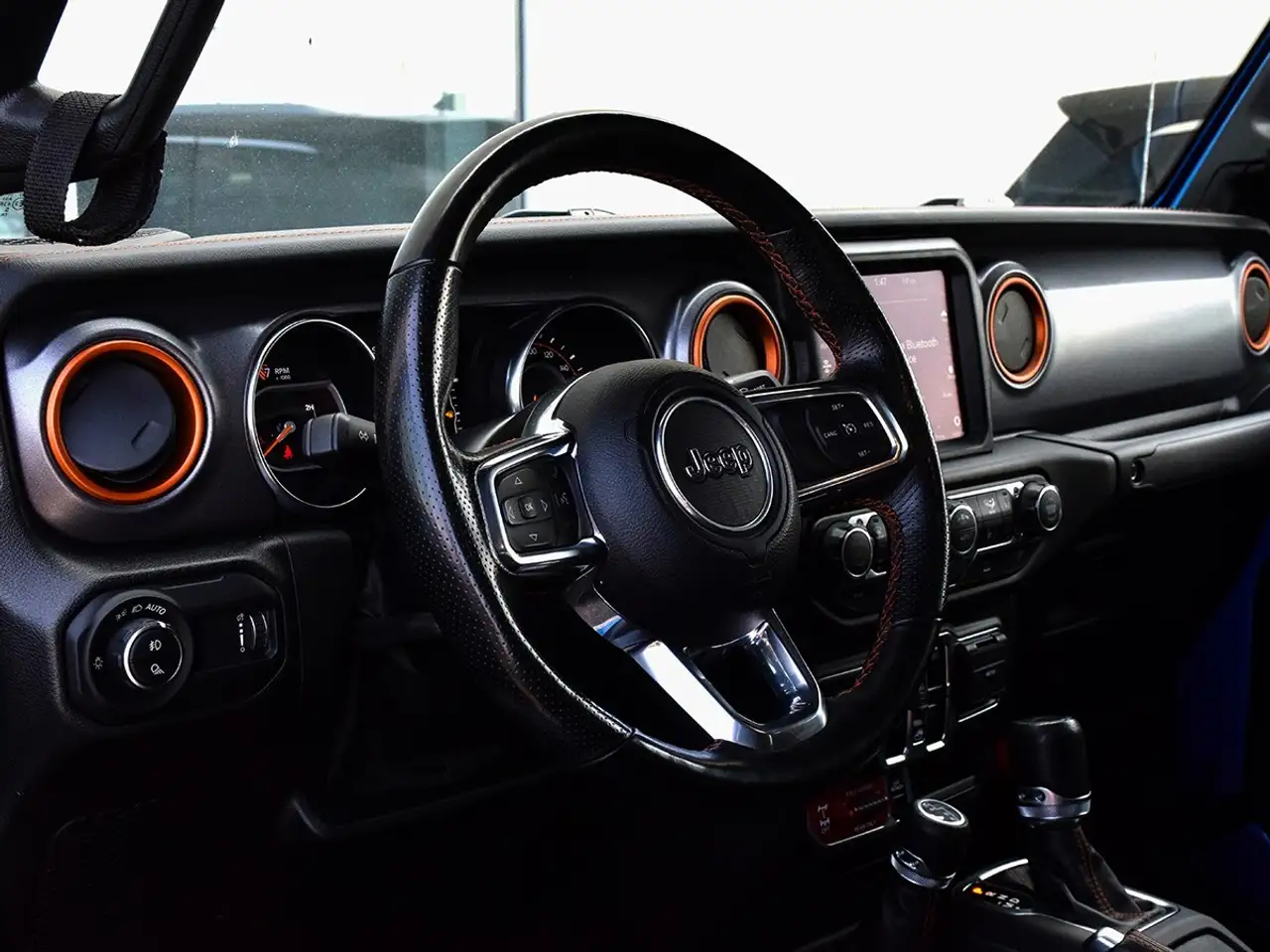 Jeep Gladiator снимка Jeep Gladiator