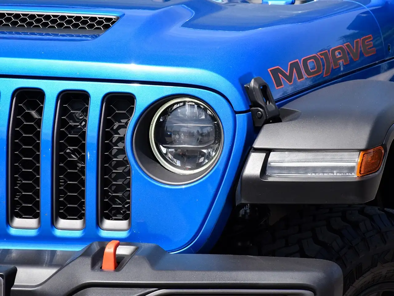 Jeep Gladiator снимка Jeep Gladiator