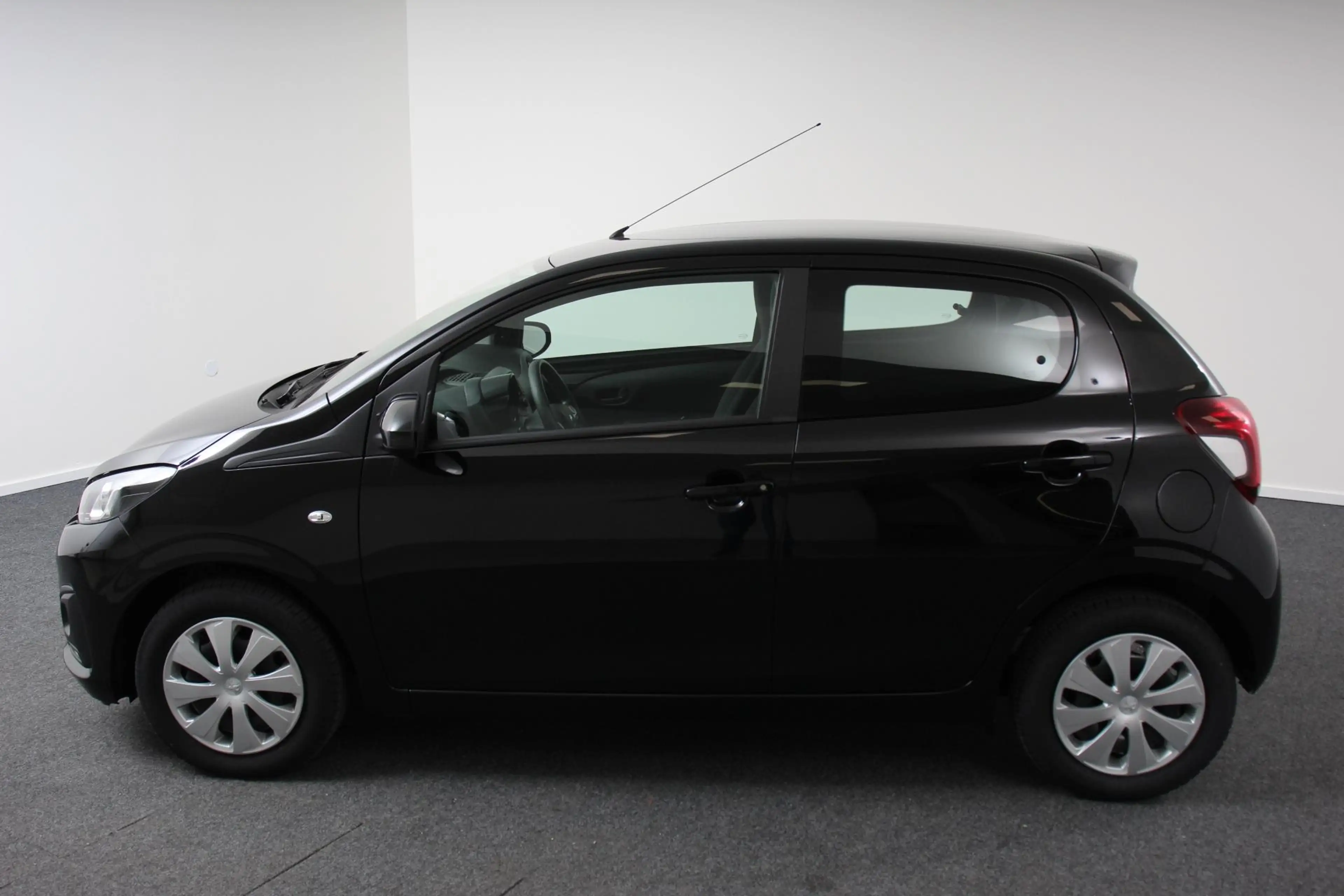 Peugeot 108 1.0 e-VTi Active Airco Bluetooth Led 5 Deurs — photo 7