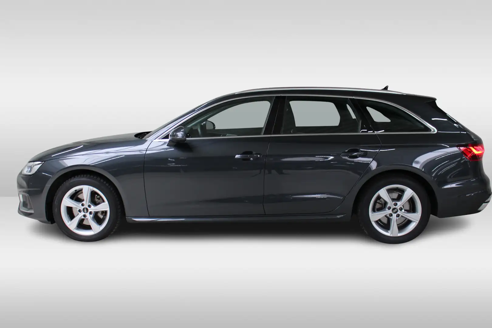 Audi A4 Avant 35 TFSI Advanced Edition Navigatie | Climate Grau - 2