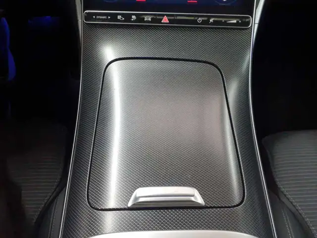 Mercedes-Benz C-Class view 10