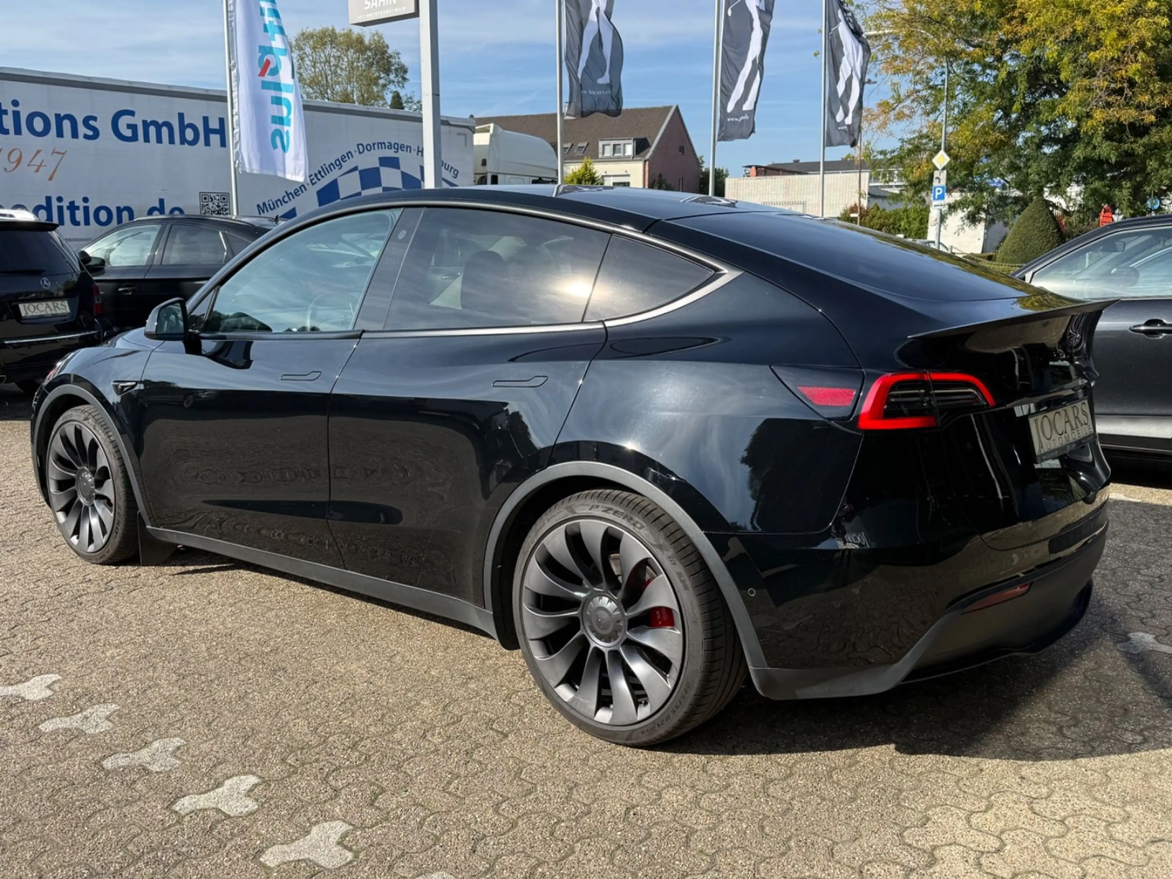 Tesla Model Y Performance Dual AWD * 1-HAND * MwSt. — photo 3