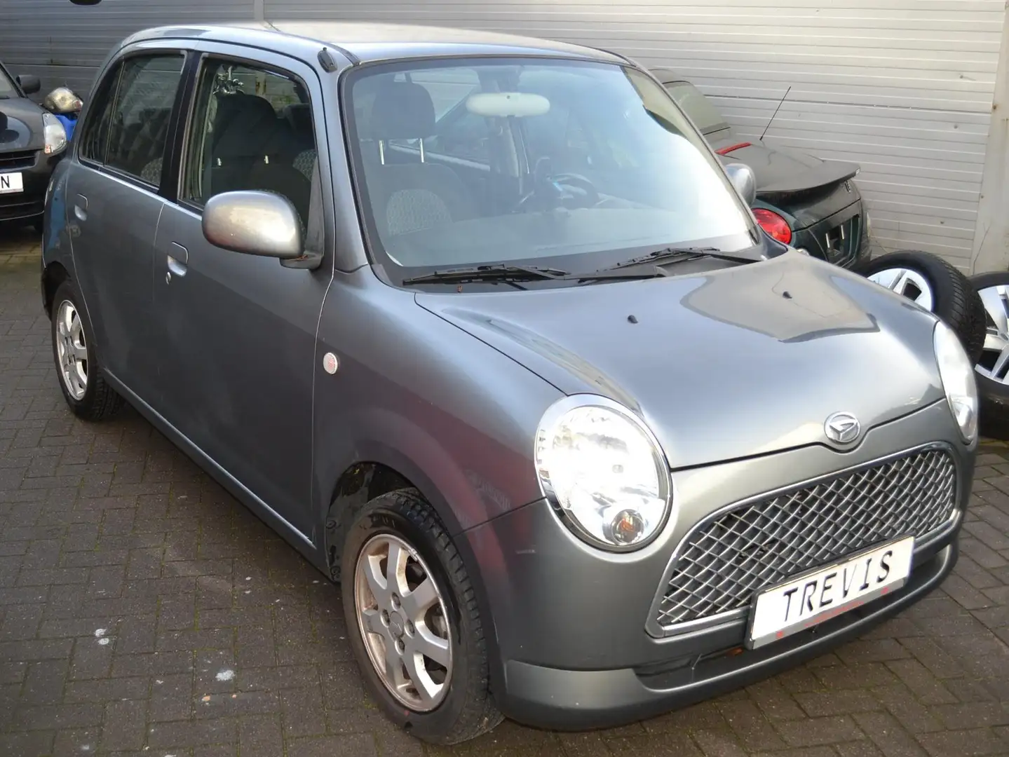 Daihatsu Trevis Trevis 1.0 Automatik Momo Ganzjahresreifen - 2