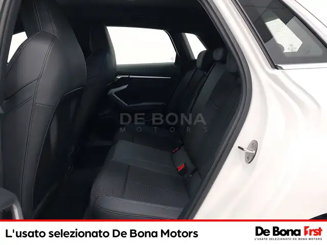 Audi A3 view 8