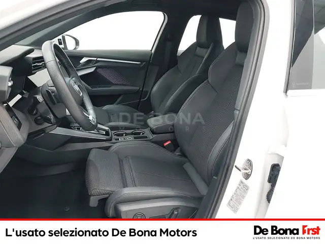 Audi A3 view 7