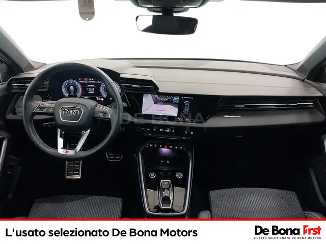 Audi A3 view 9