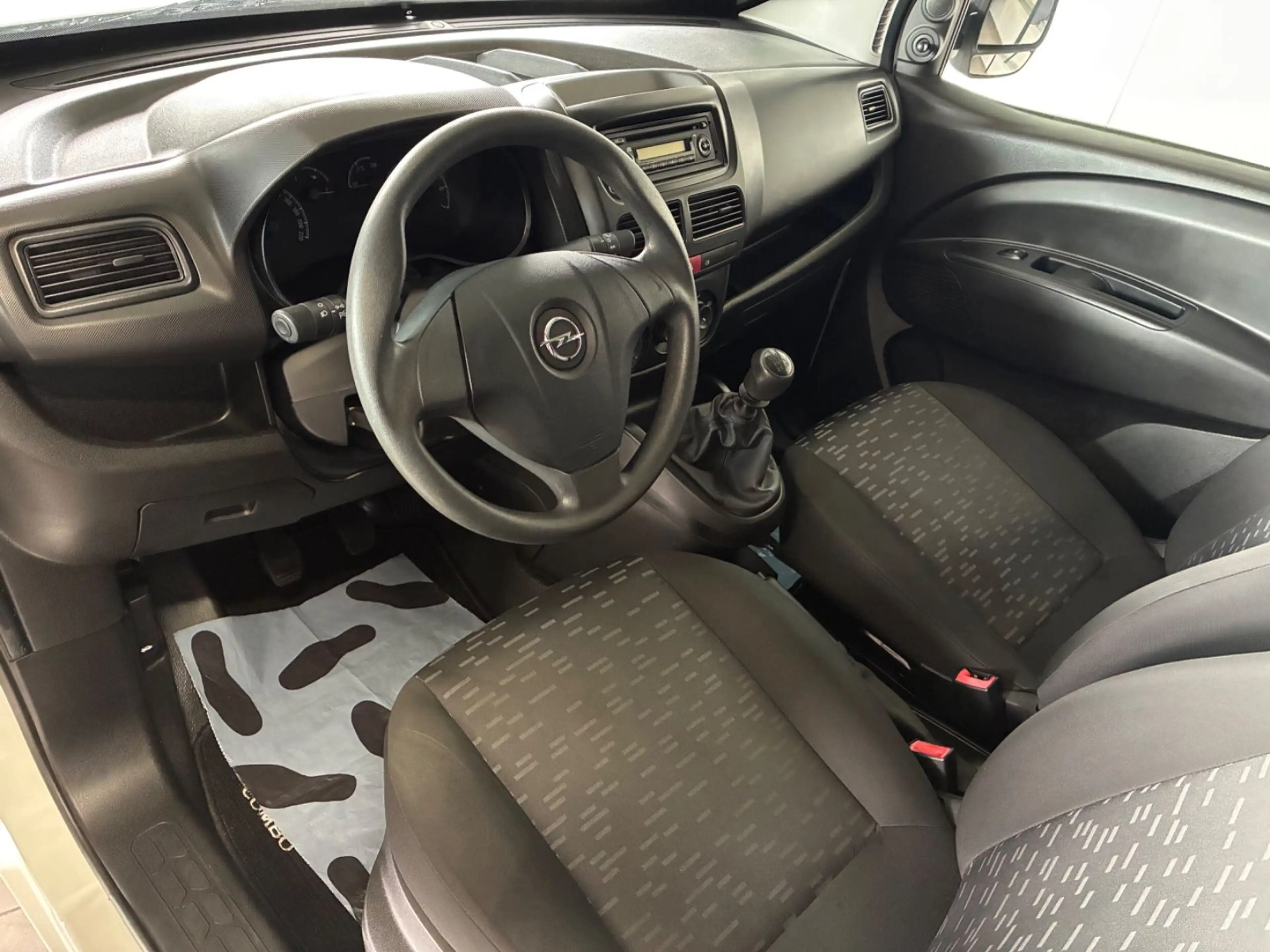 Opel Combo D Kasten 1.4 L1H1 2,2t *INSP&HU NEU/34TKM* — photo 7