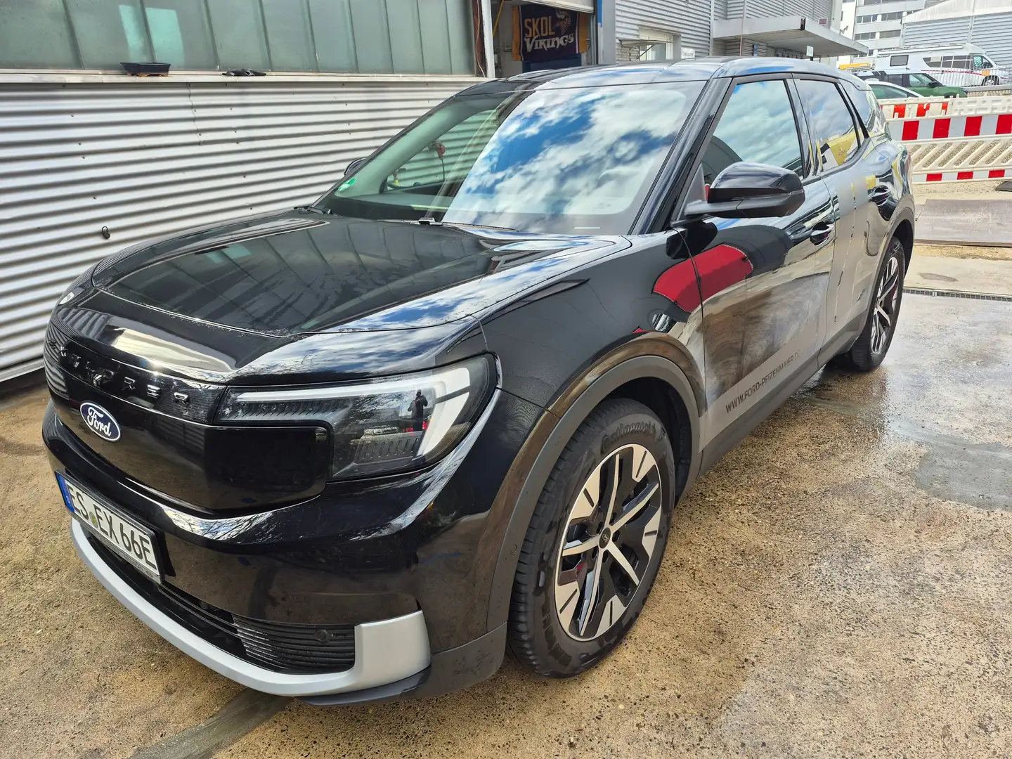 Ford Explorer Elektromotor mit Extended Range RWD 77kWh Negro - 1