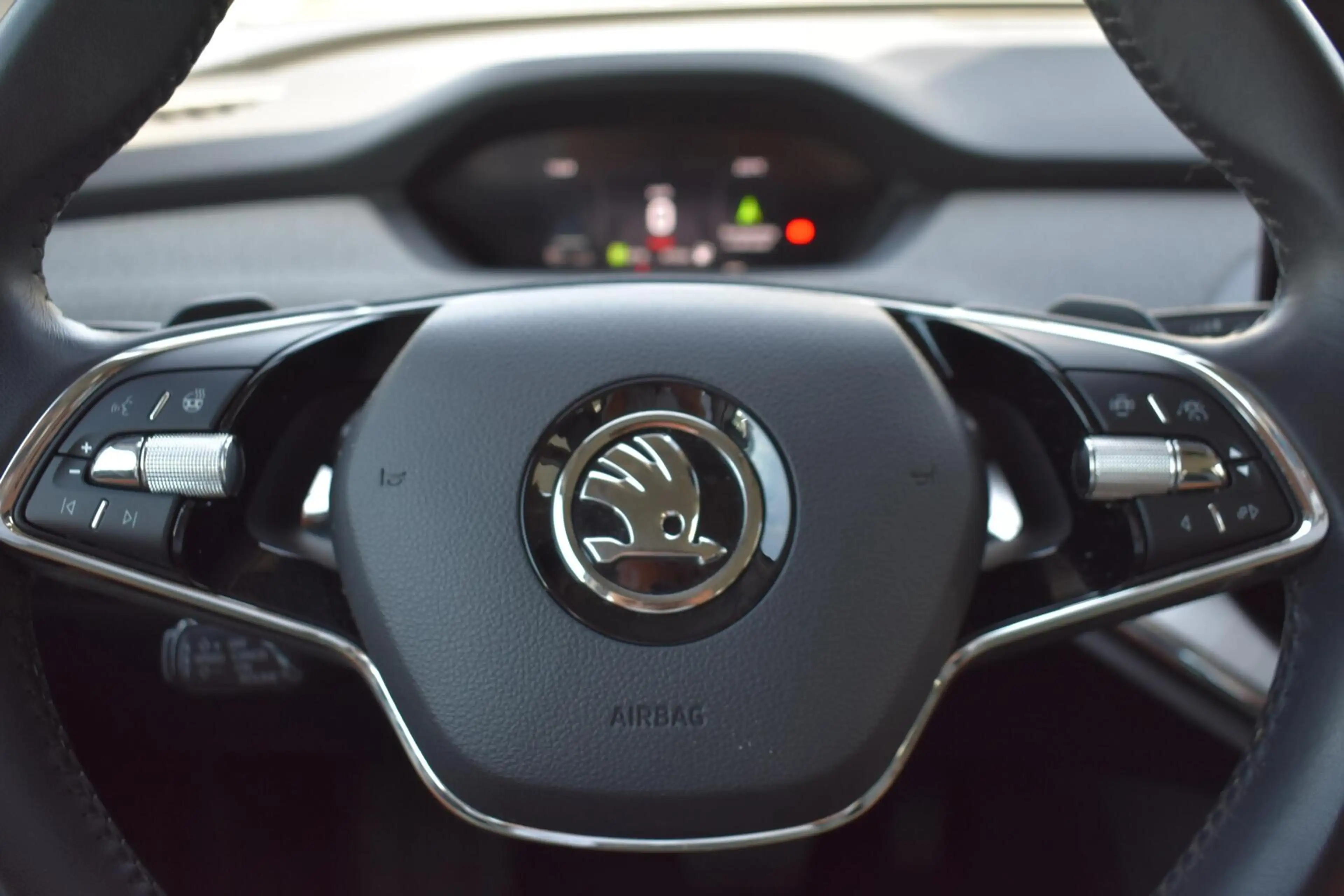Skoda Enyaq iV 80 | Camera | Carplay | Cruise Control | — photo 8