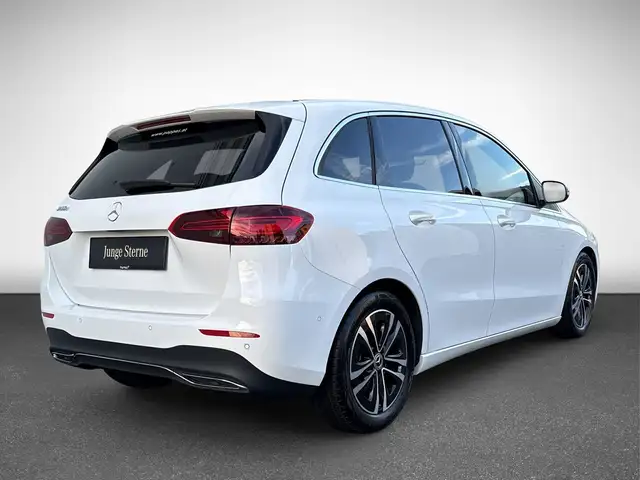 Mercedes-Benz B-Class view 6