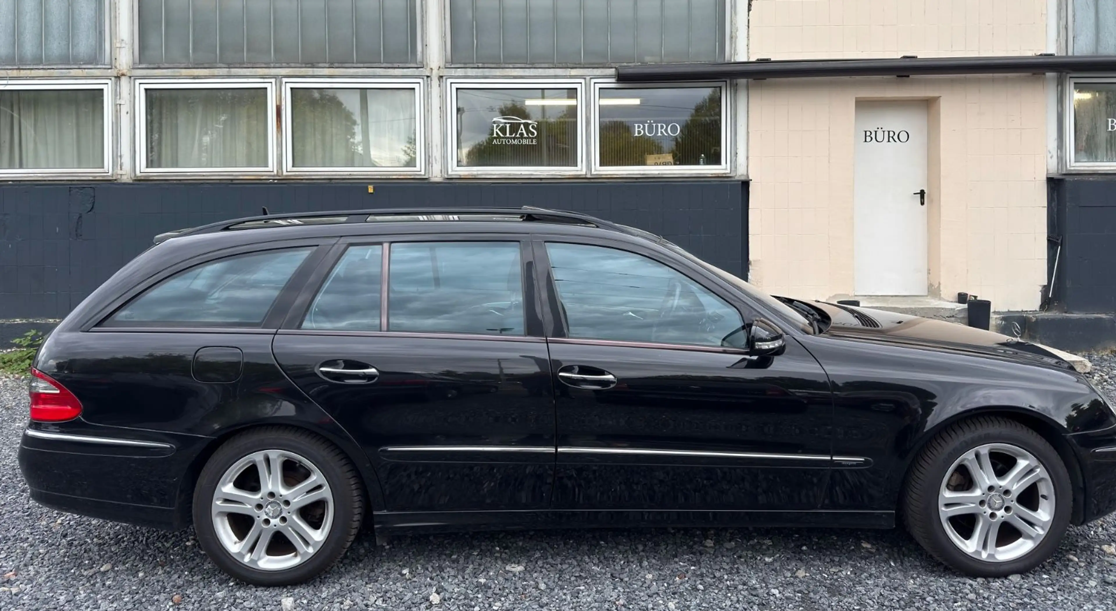 Mercedes-Benz E 200 E T-Modell E 200 Kompressor — photo 4