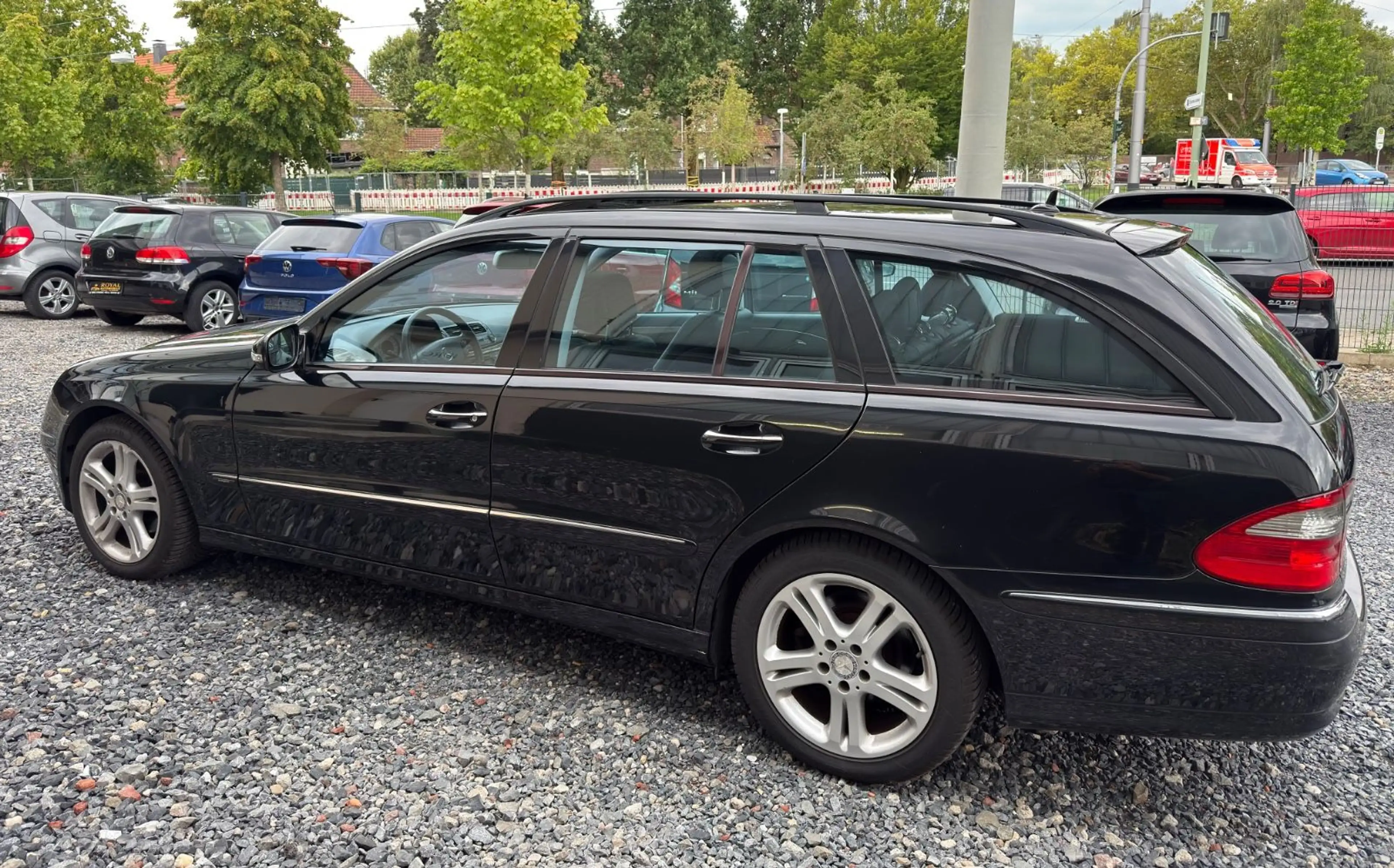 Mercedes-Benz E 200 E T-Modell E 200 Kompressor — photo 8